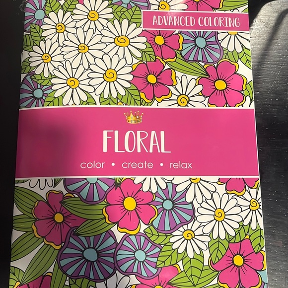 Coloring books - Picture 1 of 4